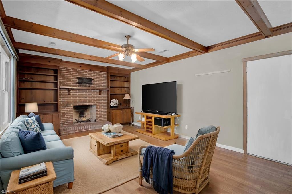 101 Edgewood Court Yorktown VA 23692