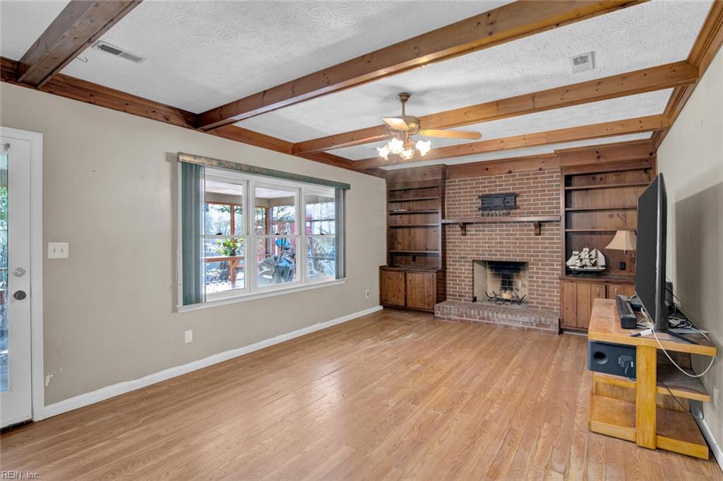 101 Edgewood Court Yorktown VA 23692