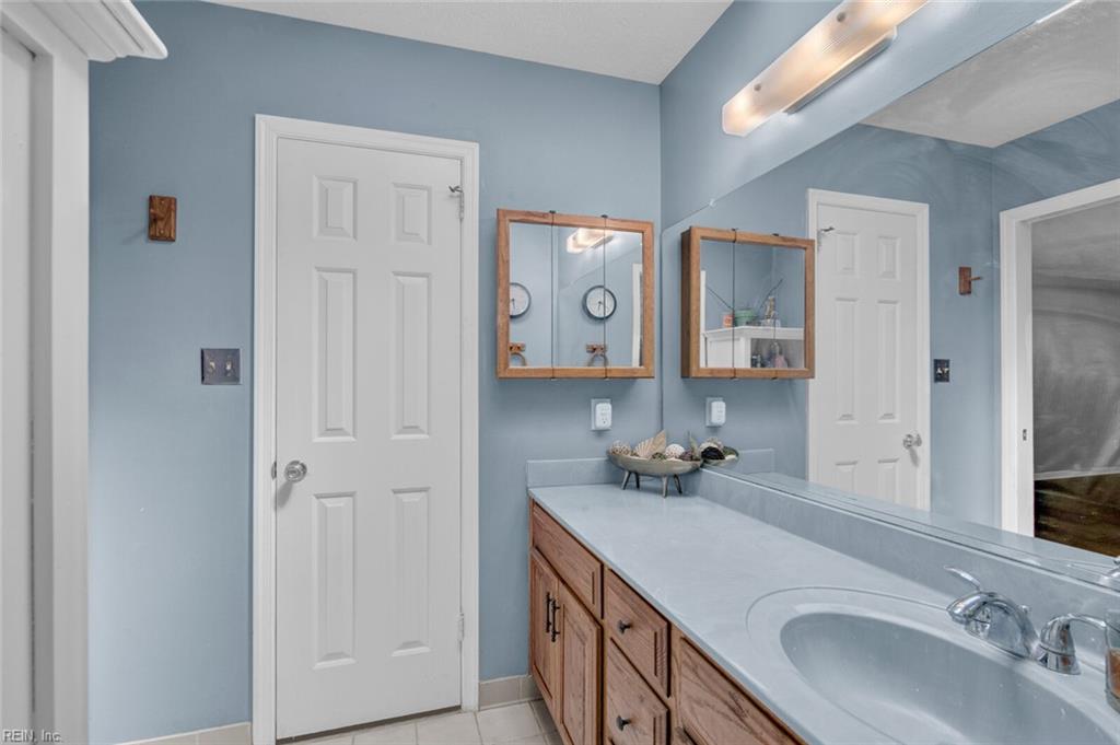 101 Edgewood Court Yorktown VA 23692