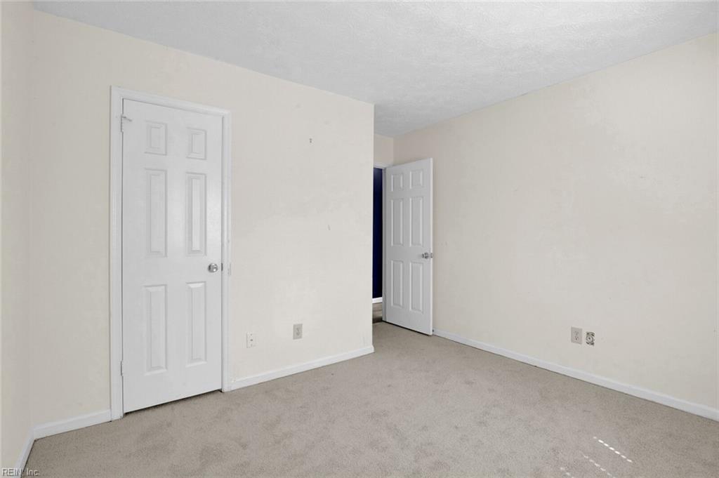 101 Edgewood Court Yorktown VA 23692