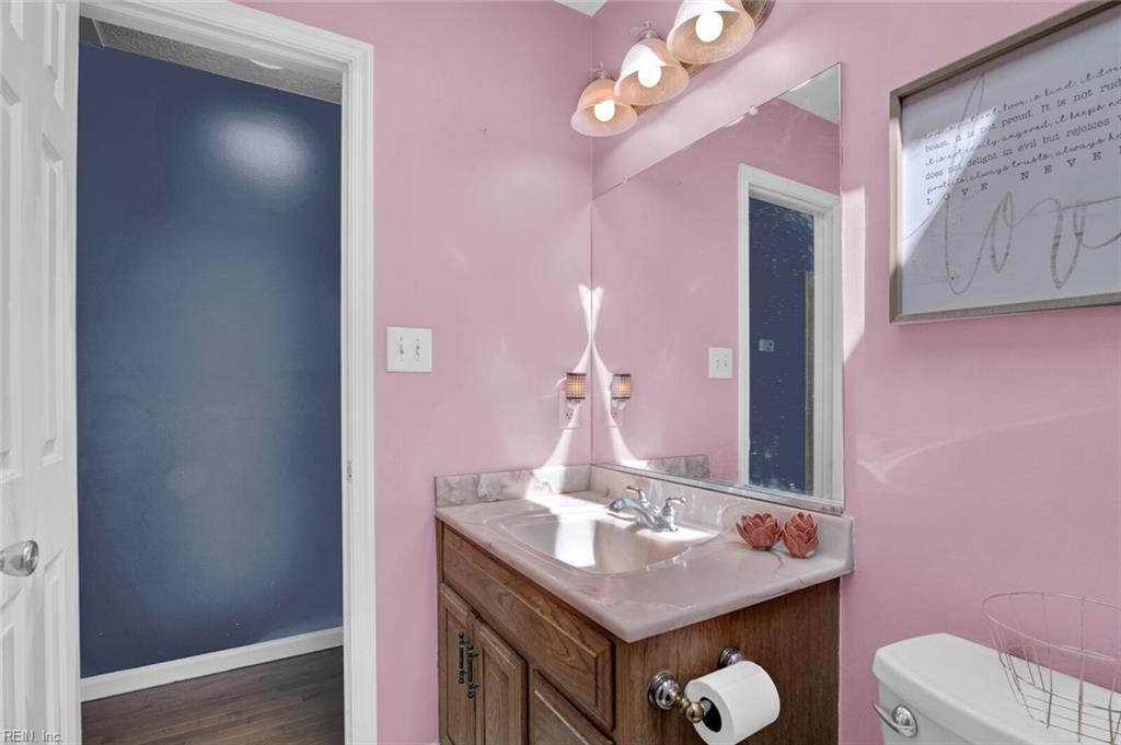 101 Edgewood Court Yorktown VA 23692