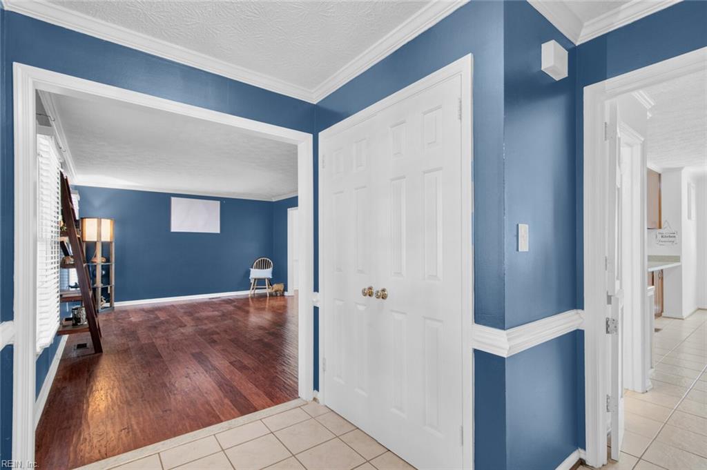101 Edgewood Court Yorktown VA 23692