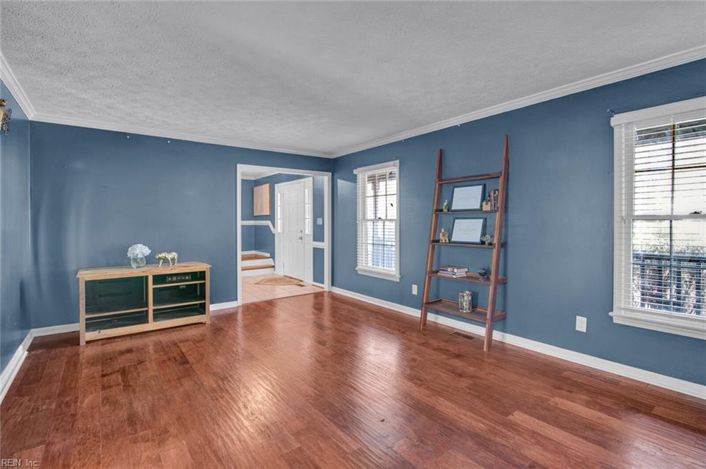 101 Edgewood Court Yorktown VA 23692