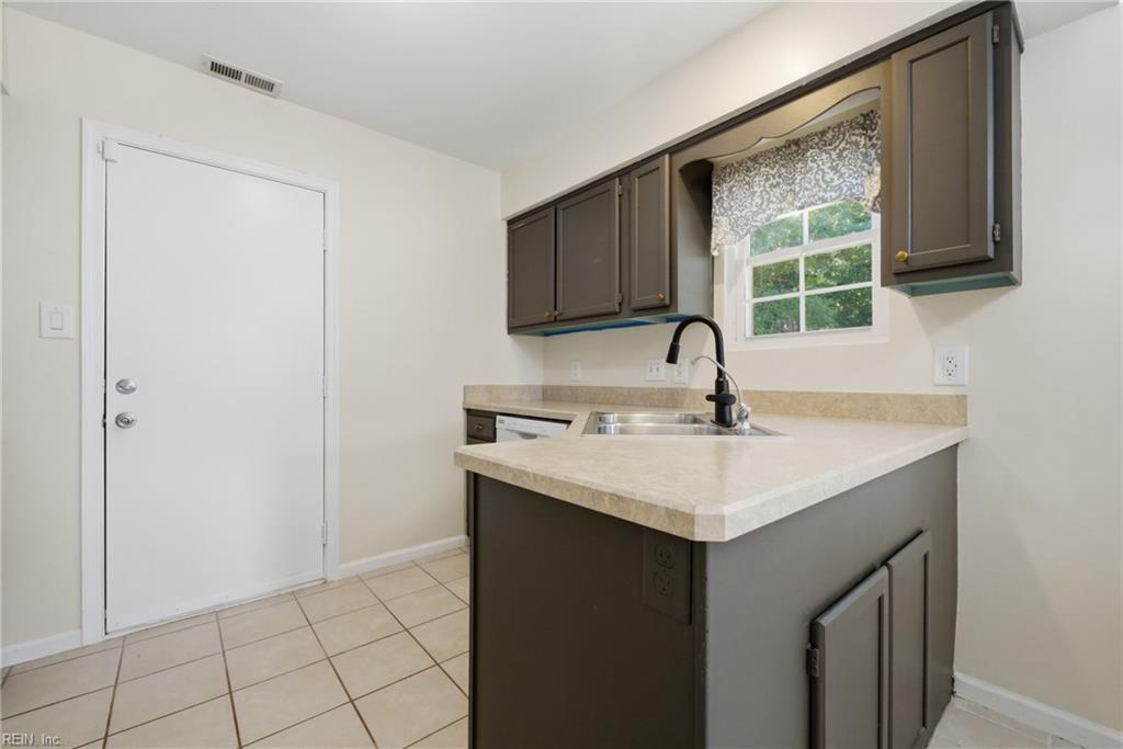 618 Cristal Drive Newport News VA 23608
