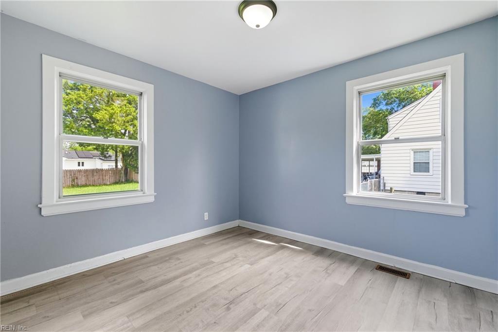 11 Langley Avenue Newport News VA 23601