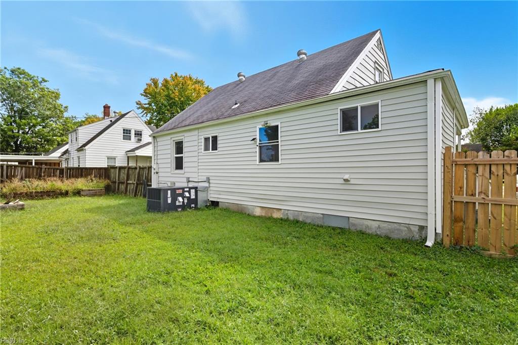 11 Langley Avenue Newport News VA 23601