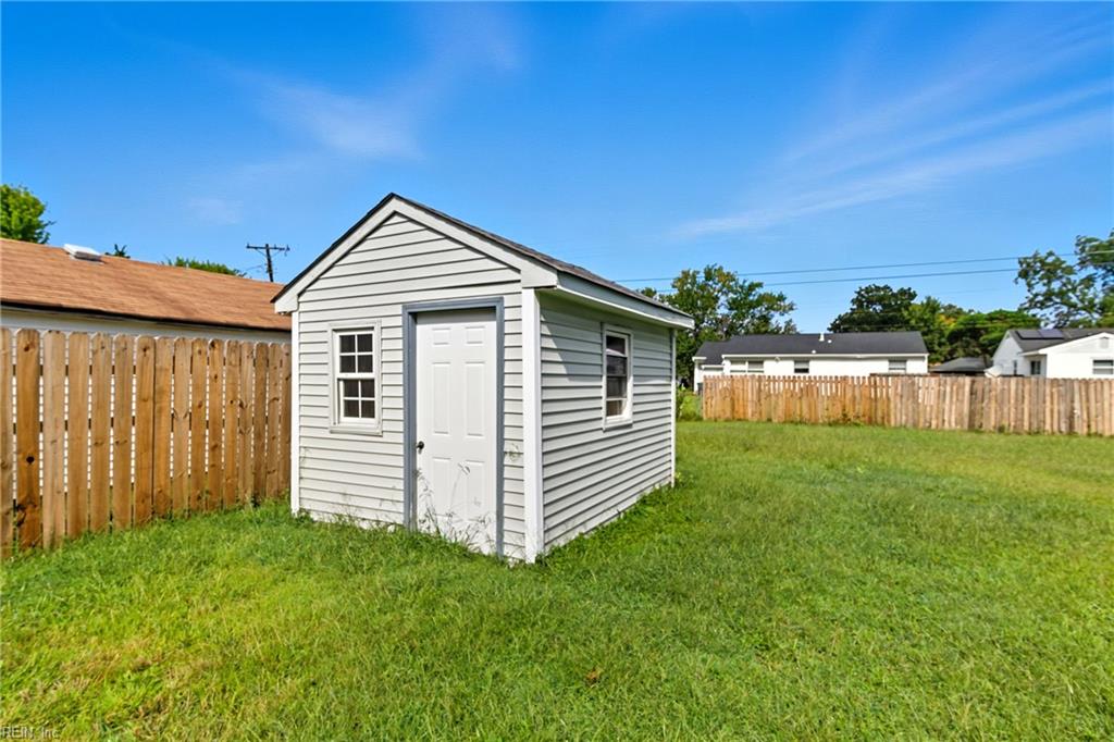 11 Langley Avenue Newport News VA 23601