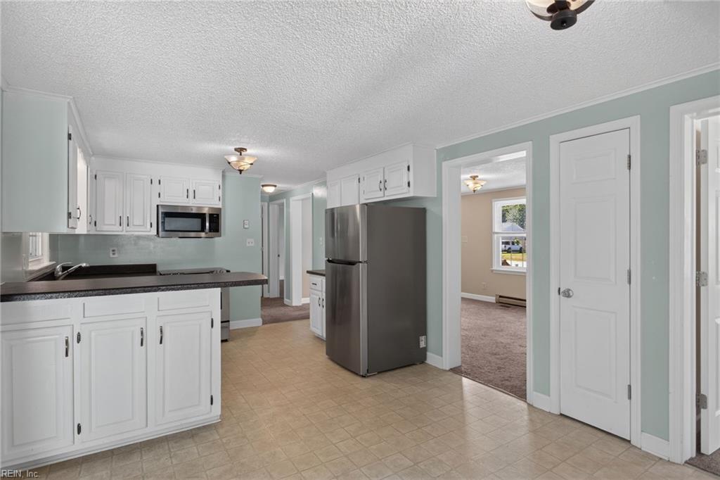 105 Cavalier Drive Yorktown VA 23692