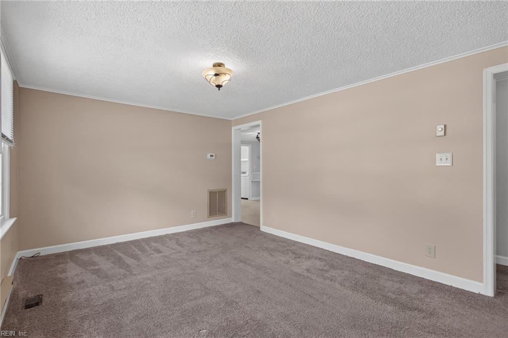105 Cavalier Drive Yorktown VA 23692