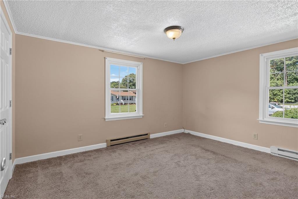 105 Cavalier Drive Yorktown VA 23692