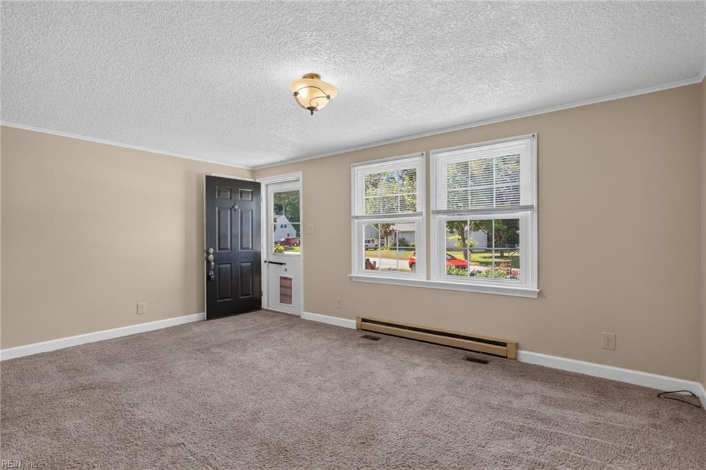 105 Cavalier Drive Yorktown VA 23692