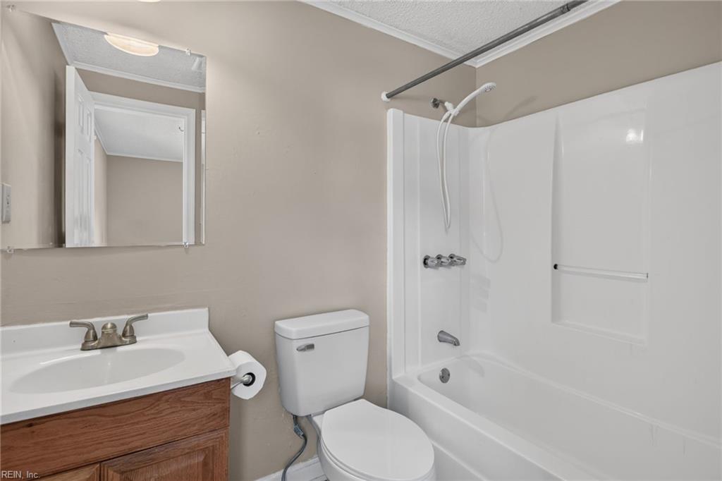 105 Cavalier Drive Yorktown VA 23692