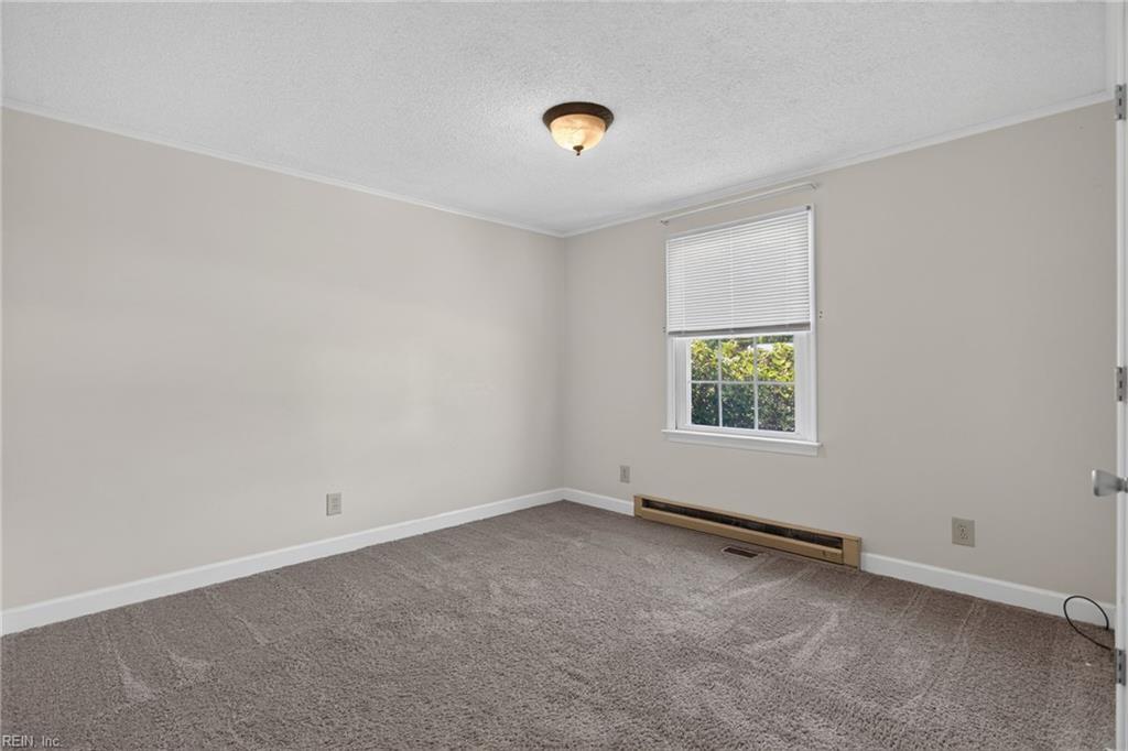 105 Cavalier Drive Yorktown VA 23692