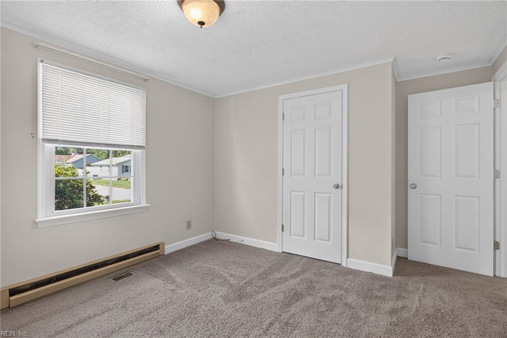 105 Cavalier Drive Yorktown VA 23692
