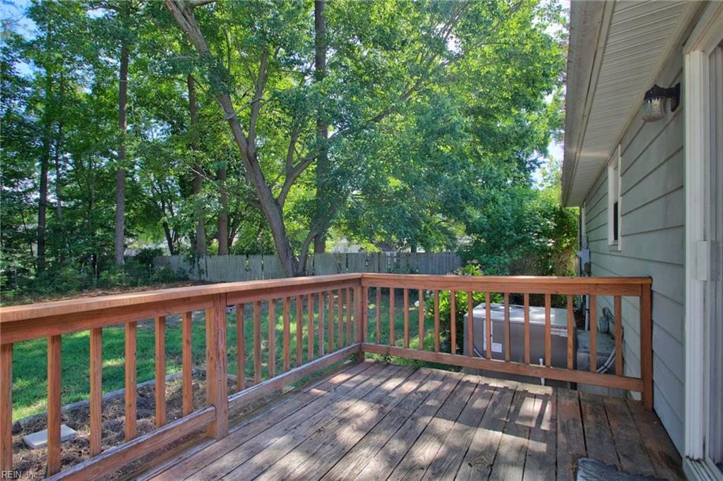 105 Cavalier Drive Yorktown VA 23692