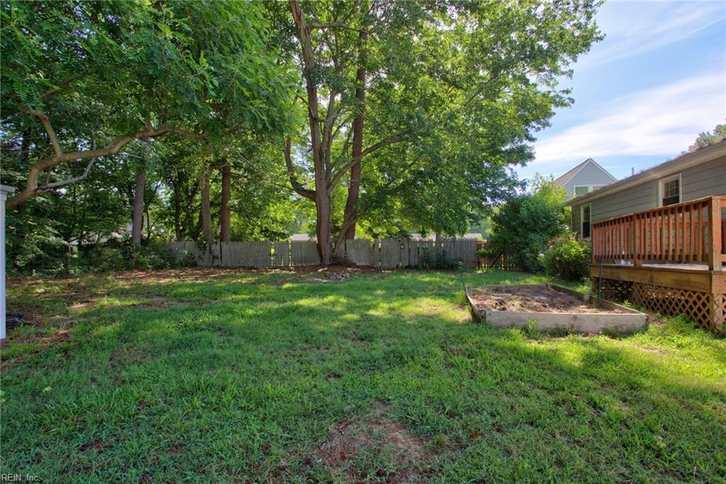 105 Cavalier Drive Yorktown VA 23692