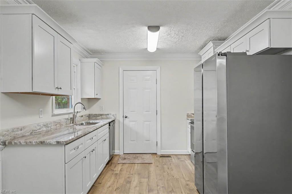 19 Bird Lane Newport News VA 23601