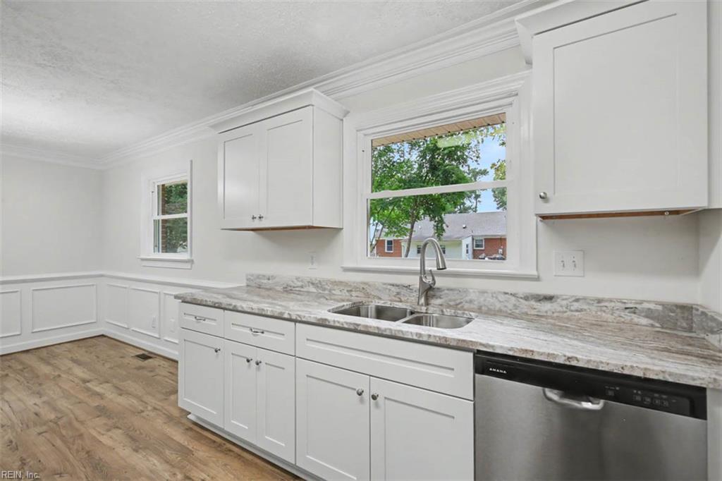 19 Bird Lane Newport News VA 23601