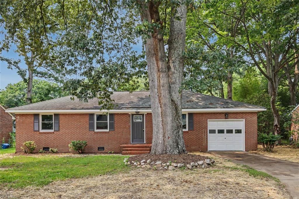 19 Bird Lane Newport News VA 23601