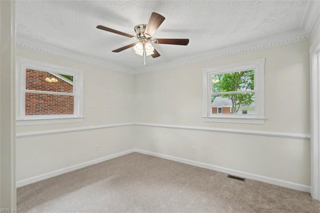 19 Bird Lane Newport News VA 23601