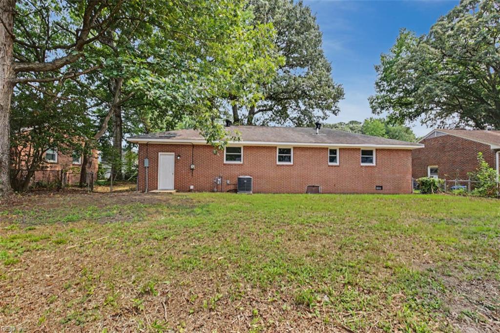 19 Bird Lane Newport News VA 23601
