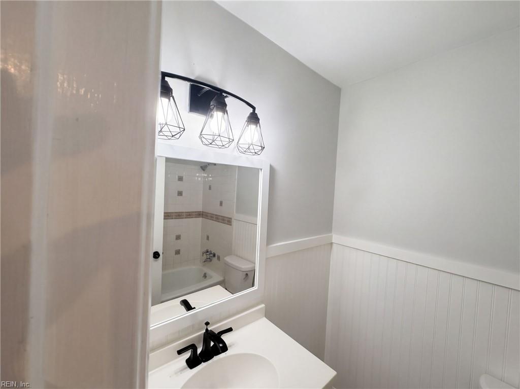 885 Lucas Creek Road Newport News VA 23608