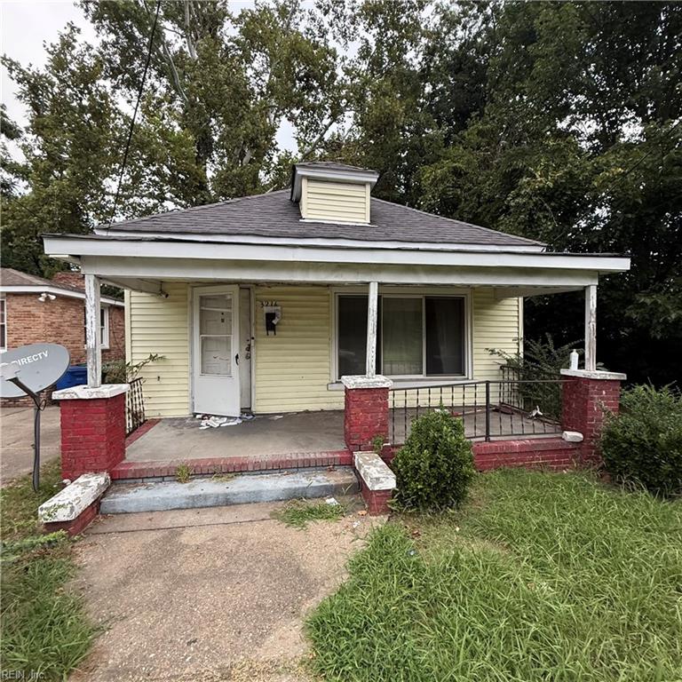 3216 Oak Avenue Newport News VA 23607