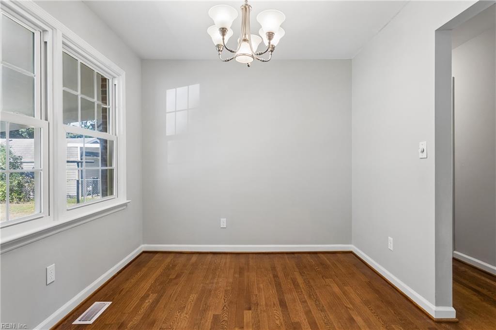 7 Fawn Lane Newport News VA 23602