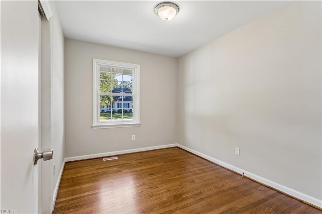 7 Fawn Lane Newport News VA 23602