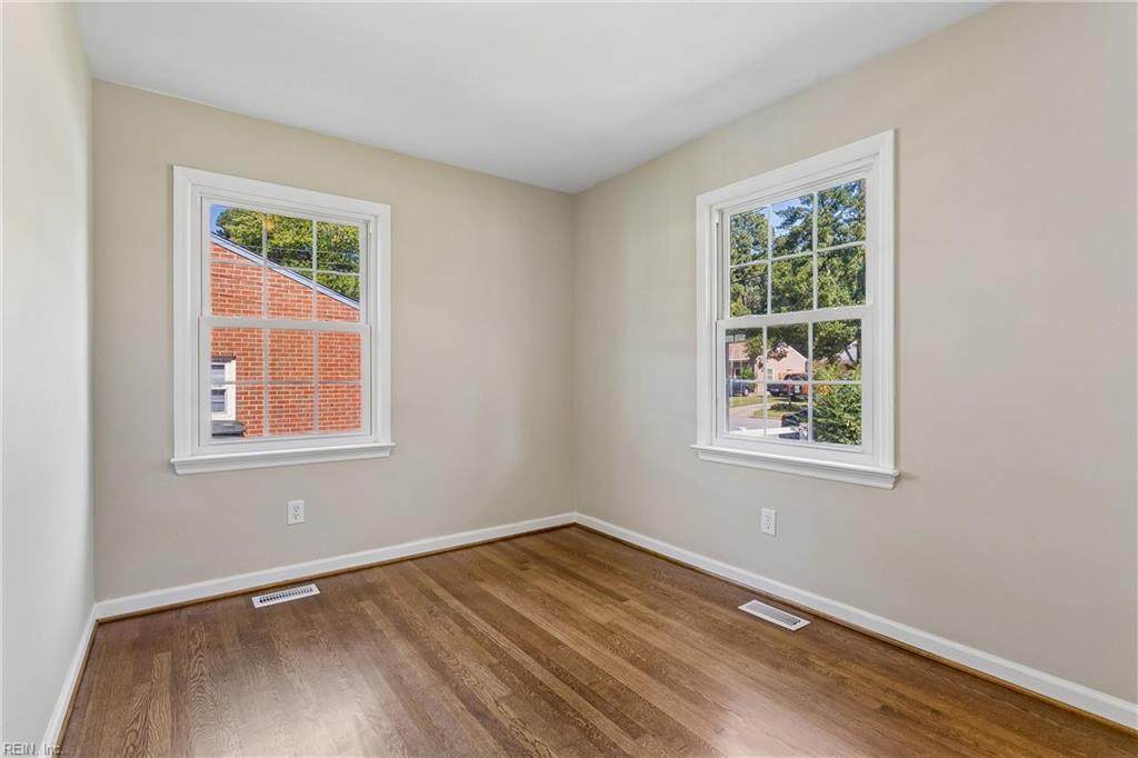 7 Fawn Lane Newport News VA 23602
