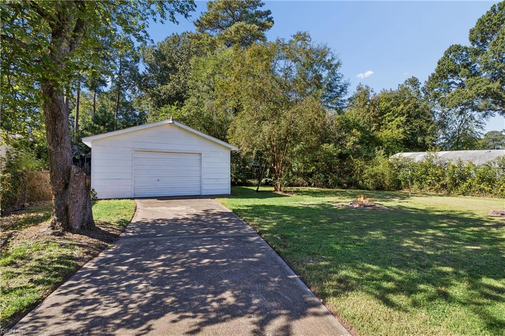 7 Fawn Lane Newport News VA 23602