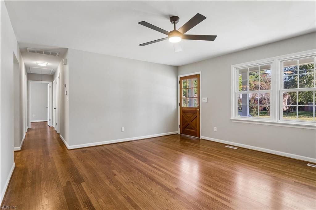 7 Fawn Lane Newport News VA 23602