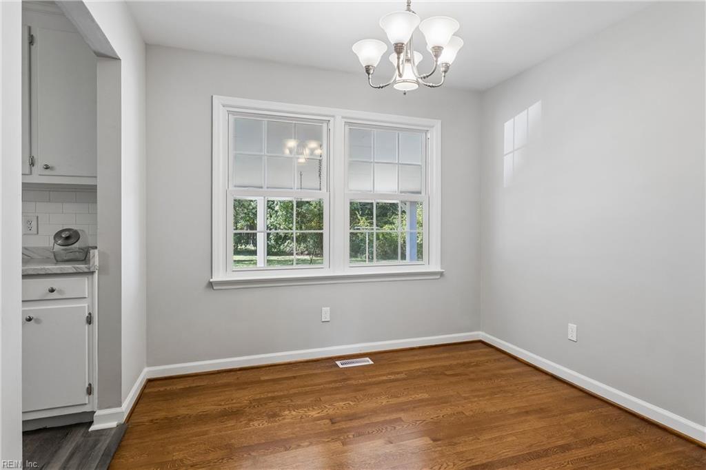 7 Fawn Lane Newport News VA 23602