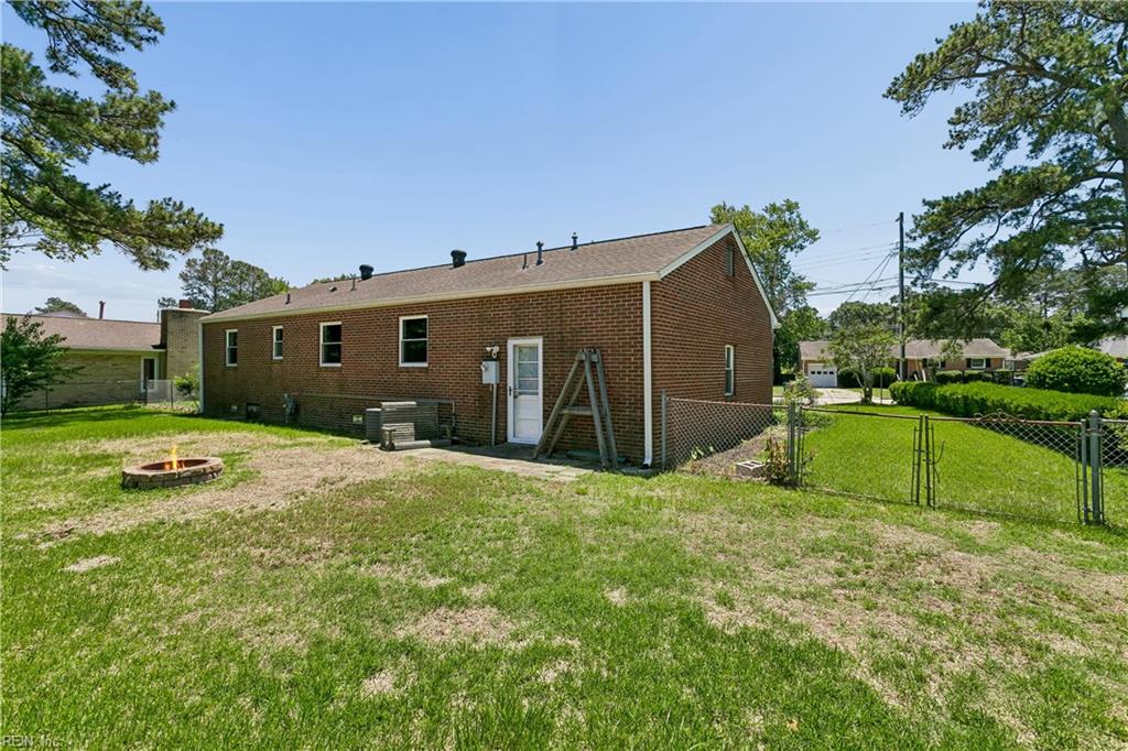711 Spruce Road Newport News VA 23601