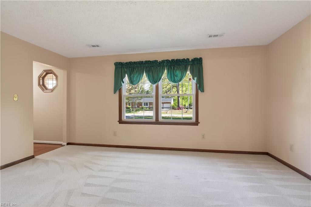 600 Lotz Drive Yorktown VA 23692