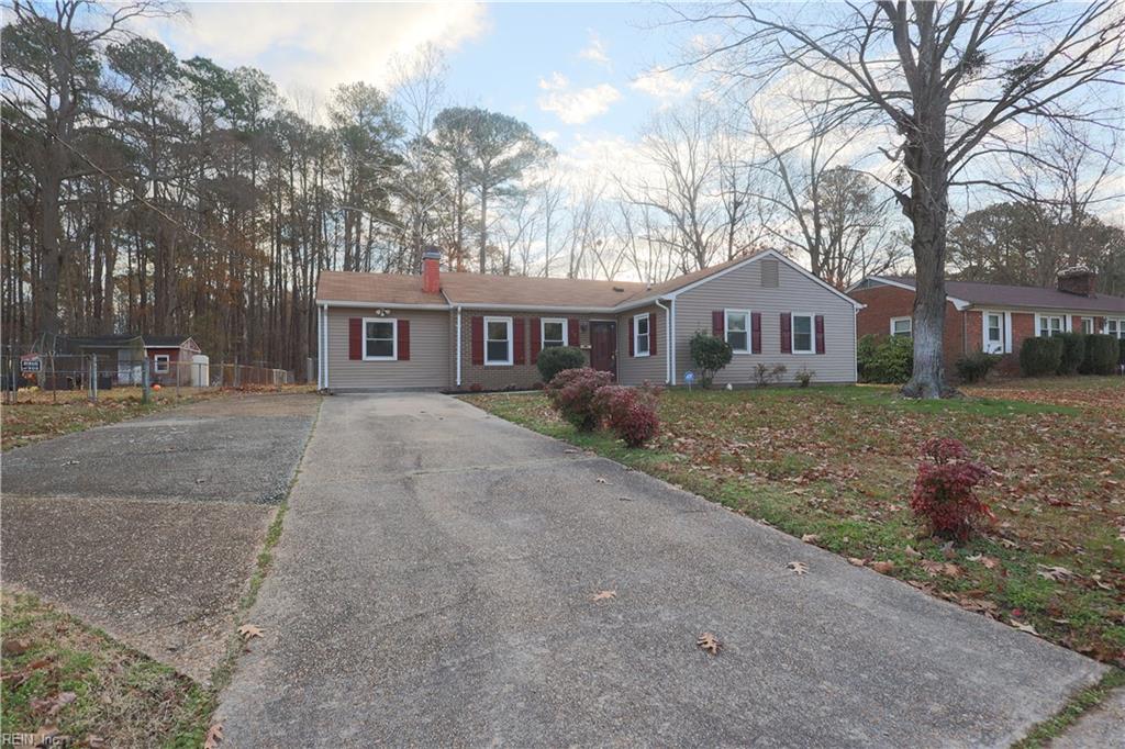 12 Chowan Place Newport News VA 23608