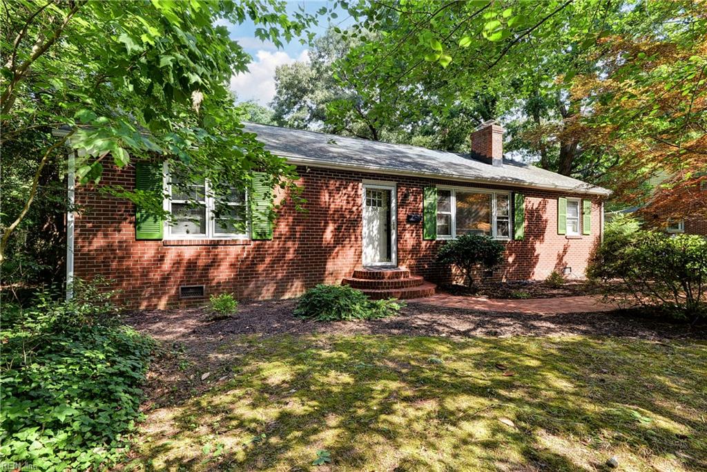 268 James River Drive Newport News VA 23601