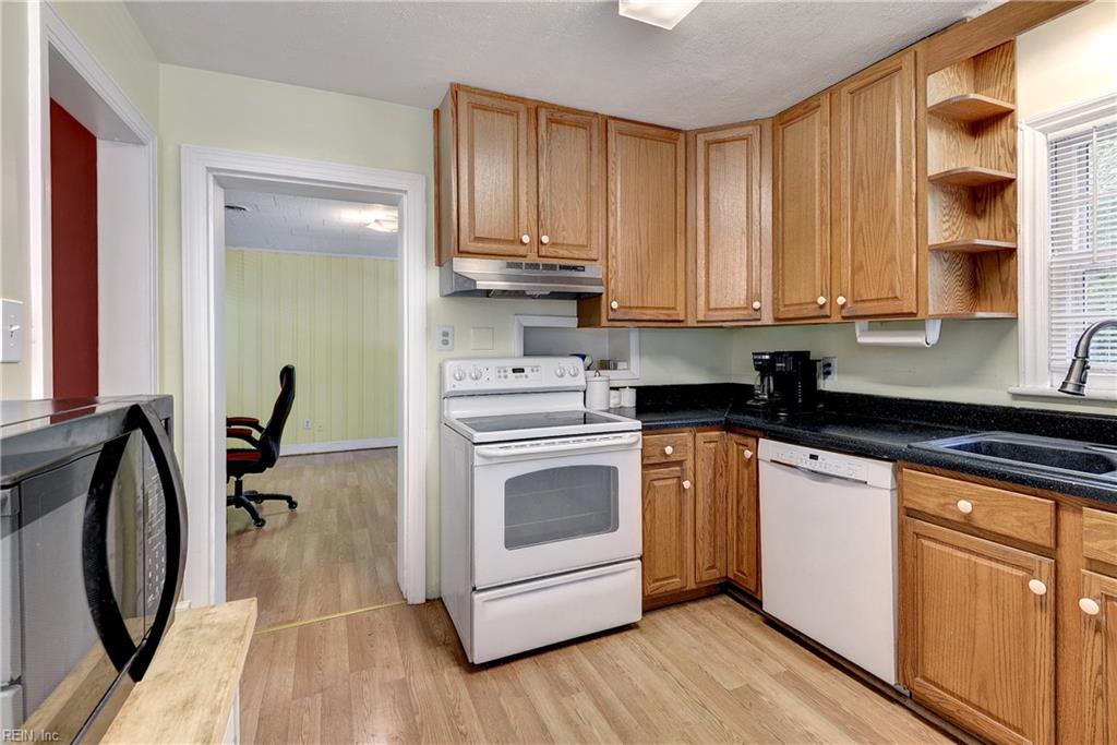268 James River Drive Newport News VA 23601