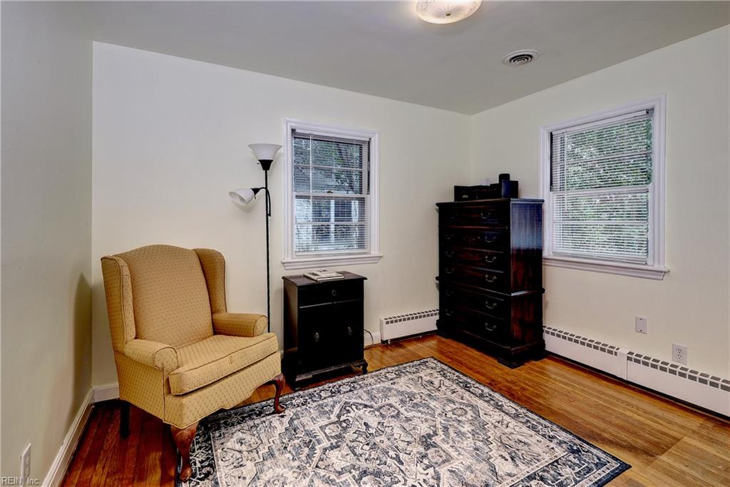 268 James River Drive Newport News VA 23601