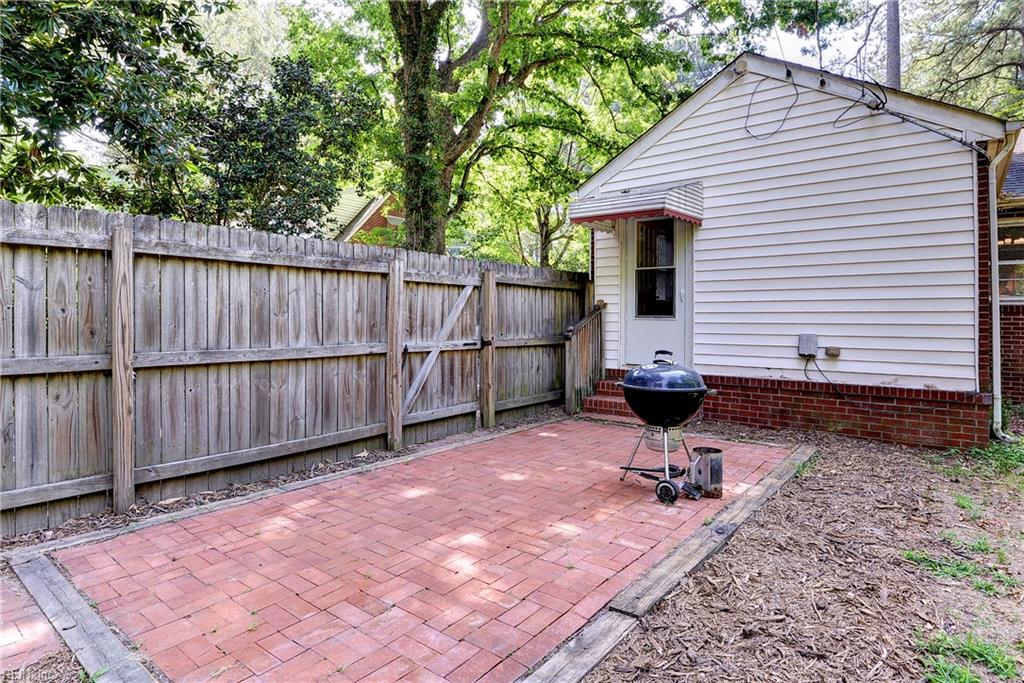 268 James River Drive Newport News VA 23601