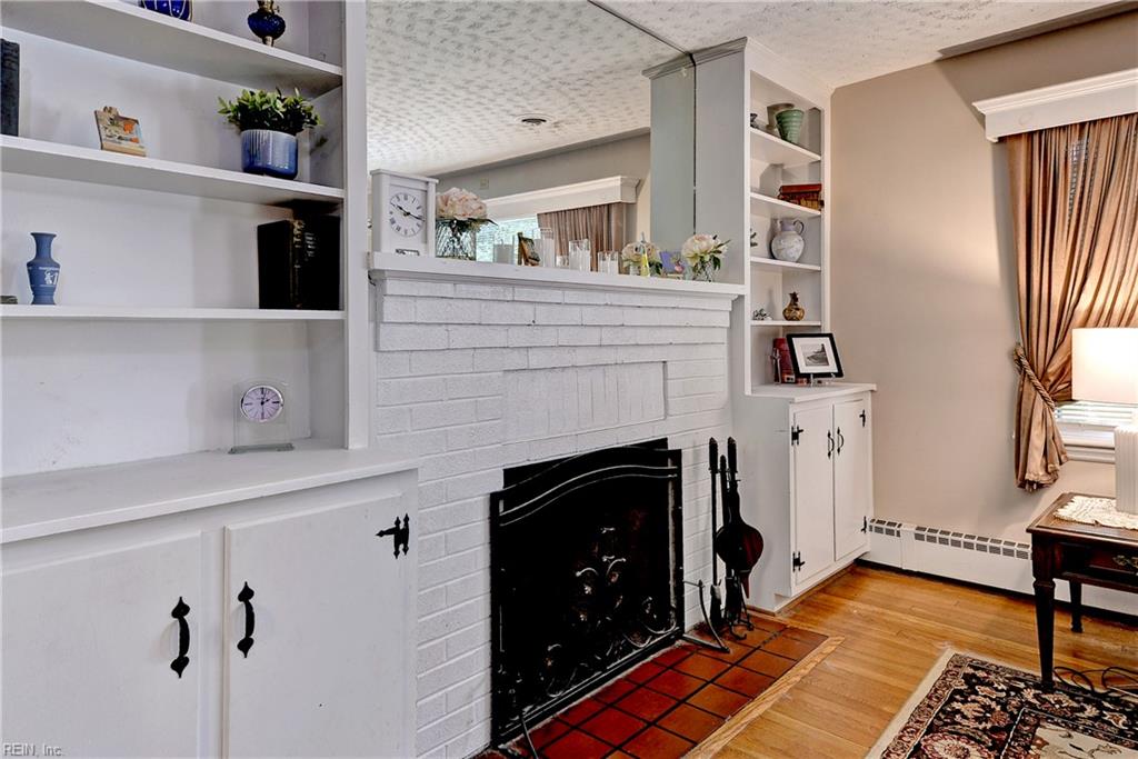 268 James River Drive Newport News VA 23601