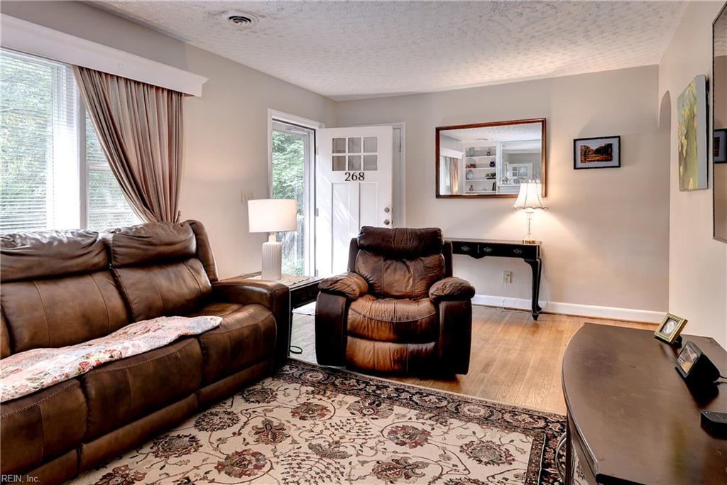 268 James River Drive Newport News VA 23601