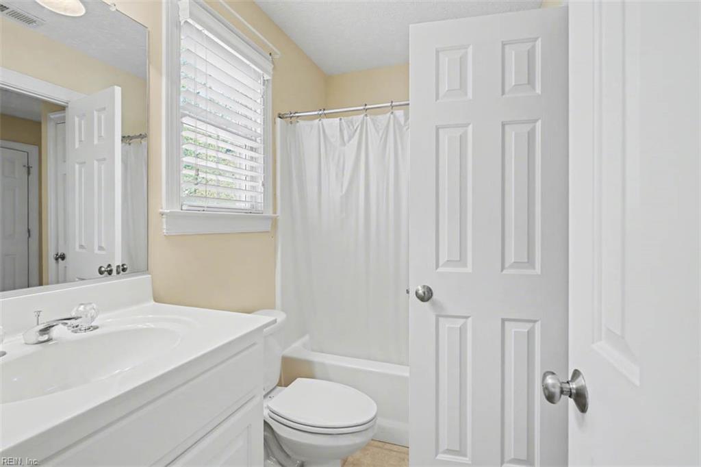 240 William Faulkner N Newport News VA 23606
