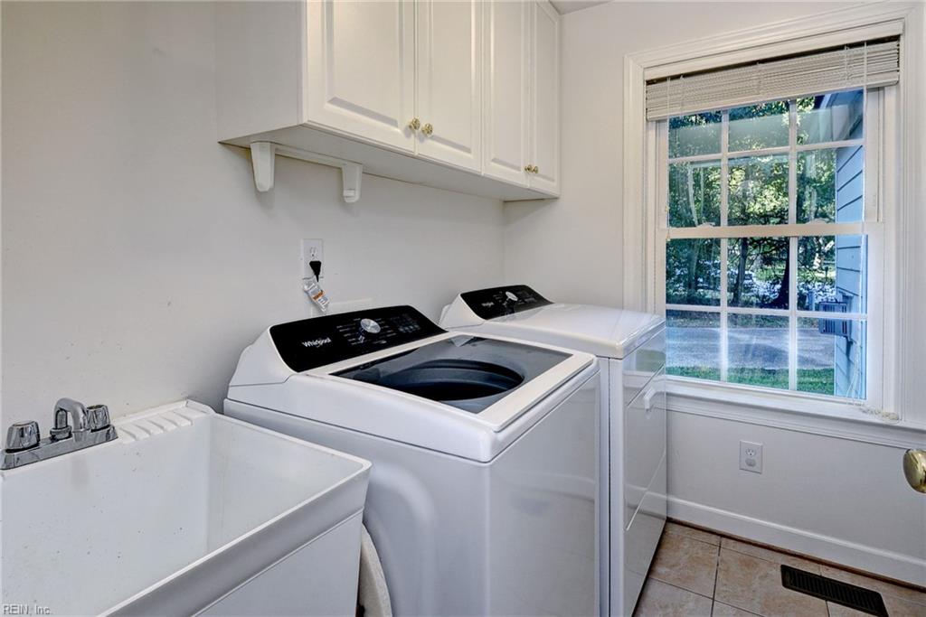 106 Loblolly Court Yorktown VA 23692