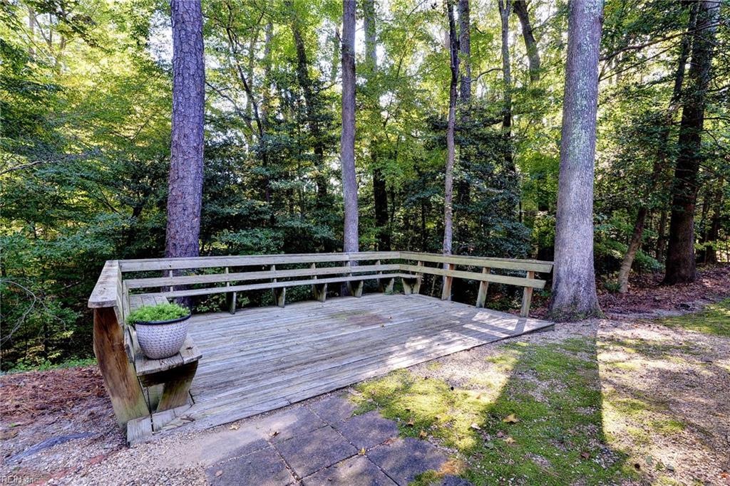 106 Loblolly Court Yorktown VA 23692