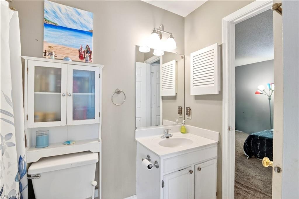 244 Summerlake Lane Newport News VA 23602