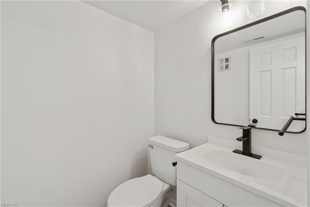 26 Claiborne Place Newport News VA 23606