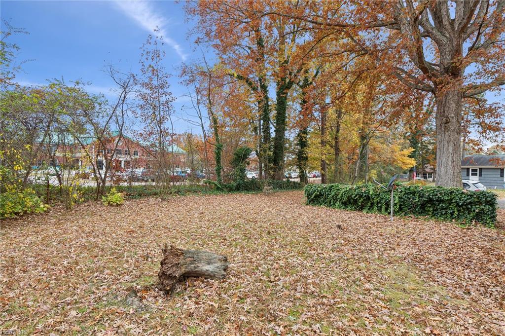 632 Daniel Drive Newport News VA 23601