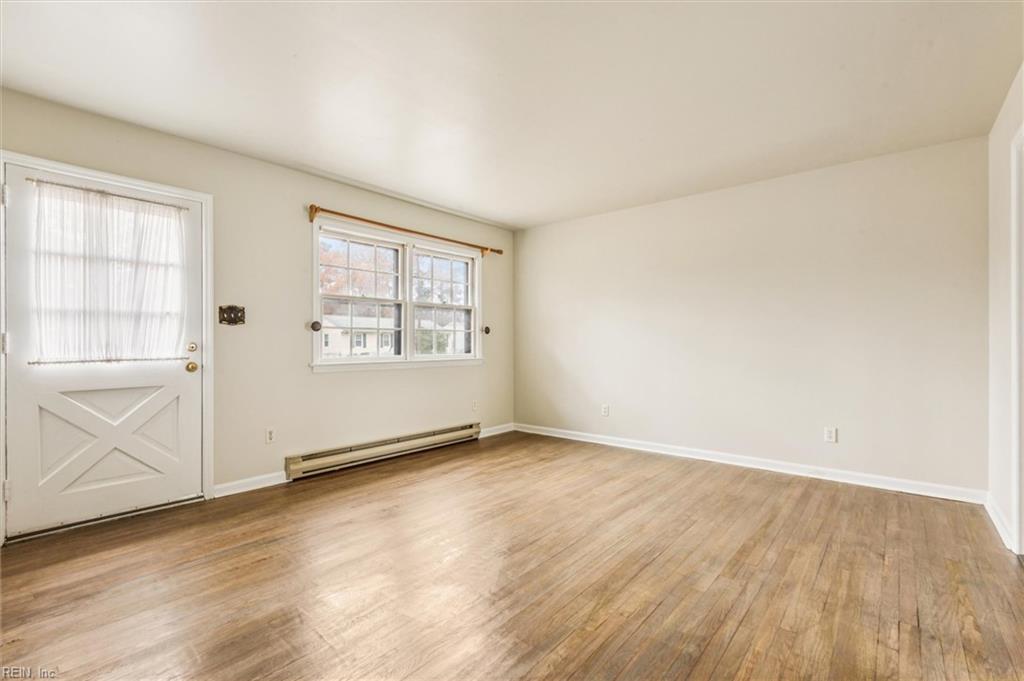 632 Daniel Drive Newport News VA 23601