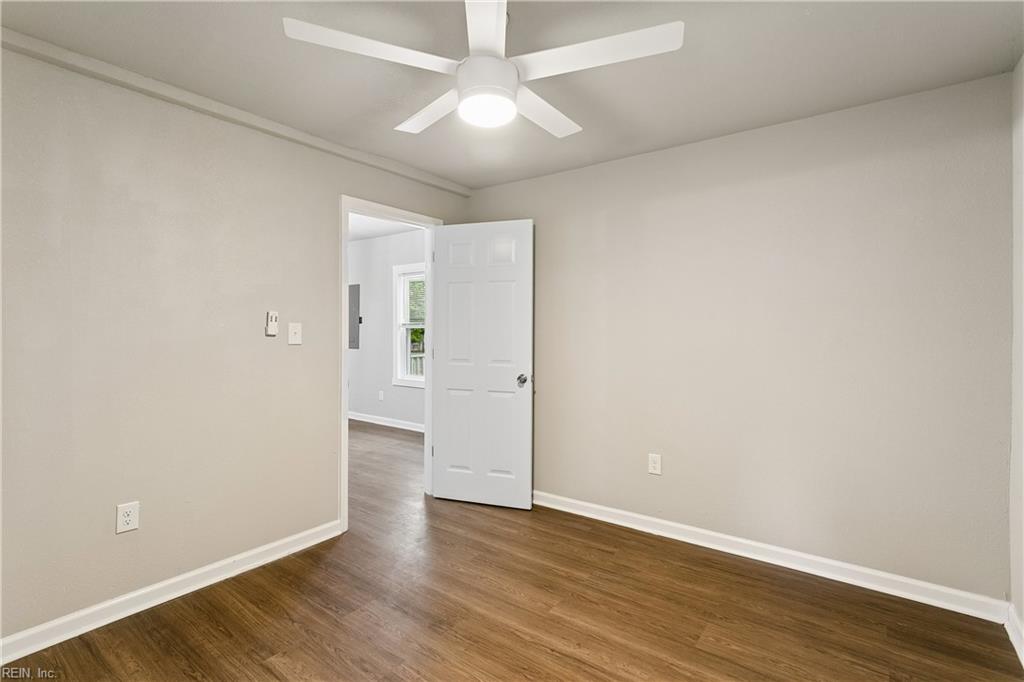 924 Ivy Avenue Newport News VA 23607